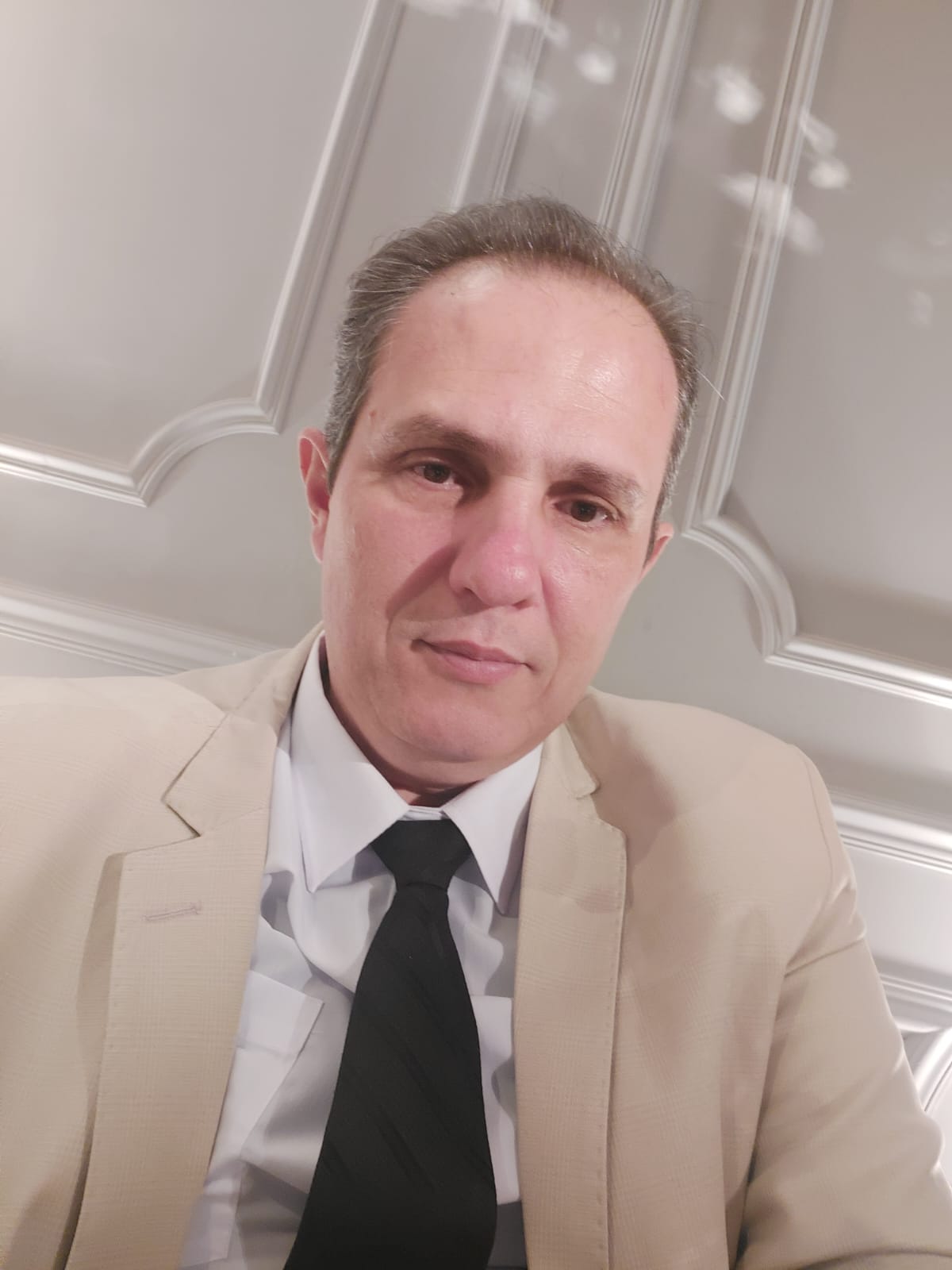 Dr. Evandro Marcos Tofalo